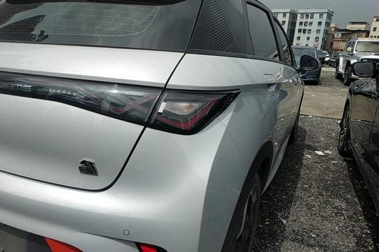Used BYD Dolphin 2021 405 km Fashion Edition Right Rear Taillight