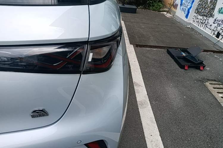 Used BYD Dolphin 2021 405 km Fashion Edition Right Rear Taillight