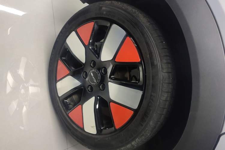 Used BYD Dolphin 2021 401km Knight Edition Right Rear Wheel Hub