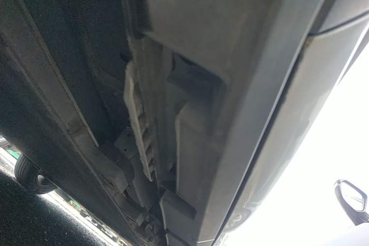 Used BYD Dolphin 2021 405 km Fashion Edition Right Side Sill