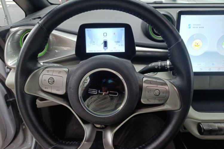 Used BYD Dolphin 2021 405 km Free Version Steering Wheel