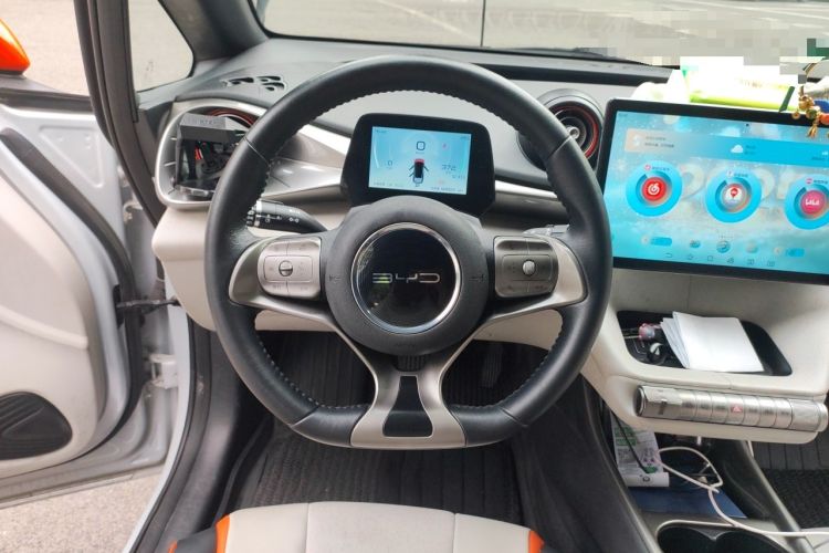 Used BYD Dolphin 2021 405 km Fashion Edition Steering Wheel