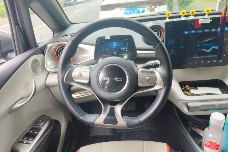 Used BYD Dolphin 2021 405 km Fashion Edition Steering Wheel