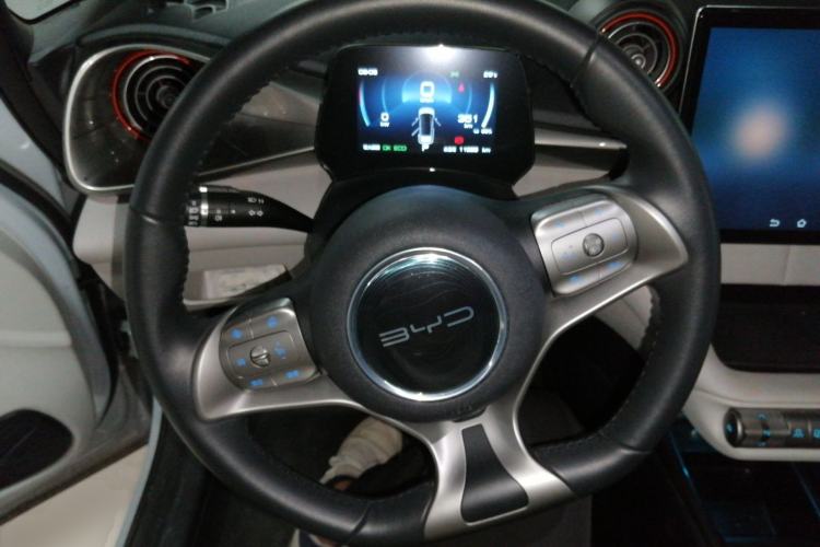 Used BYD Dolphin 2021 405 km Fashion Edition Steering Wheel