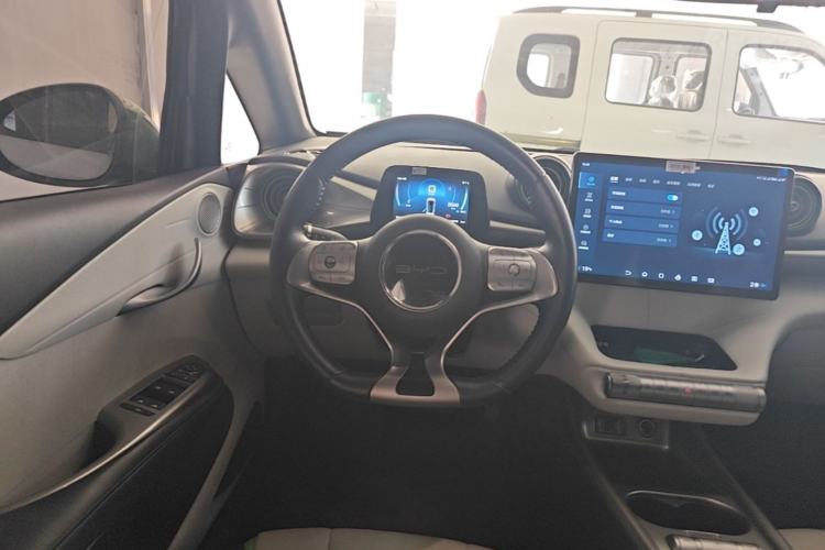 Used BYD Dolphin 2021 405 km Fashion Edition Steering Wheel