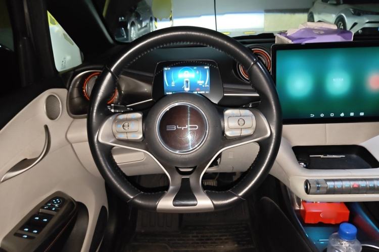 Used BYD Dolphin 2021 405 km Free Version Steering Wheel