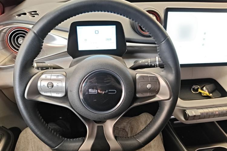 Used BYD Dolphin 2021 405 km Fashion Edition Steering Wheel