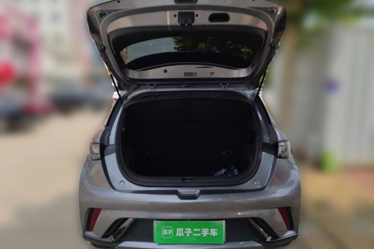 Used BYD Dolphin 2021 405 km Fashion Edition Trunk