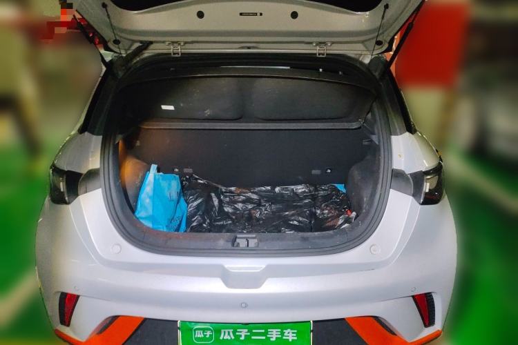 Used BYD Dolphin 2021 405 km Fashion Edition Trunk