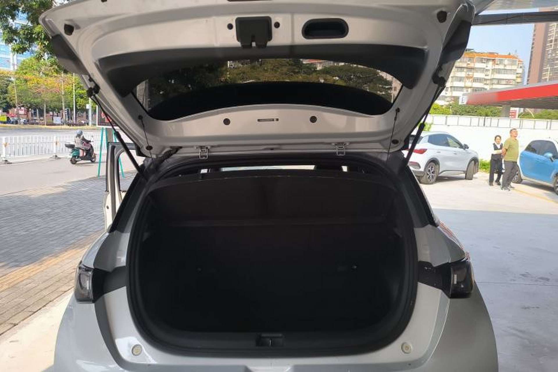 Used BYD Dolphin 2021 405 km Fashion Edition Trunk