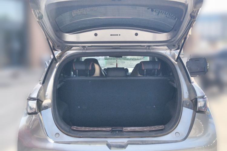 Used BYD Dolphin 2021 405 km Free Version Trunk