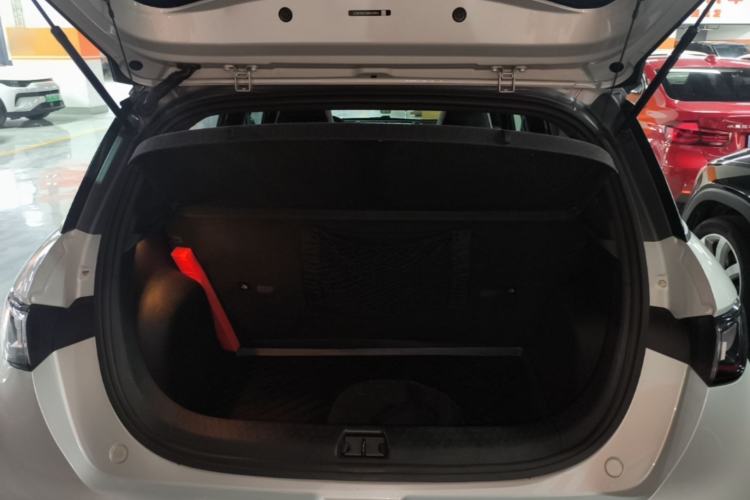 Used BYD Dolphin 2021 405 km Free Version Trunk