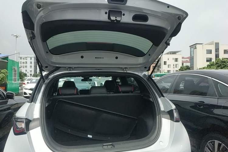 Used BYD Dolphin 2021 405 km Fashion Edition Trunk