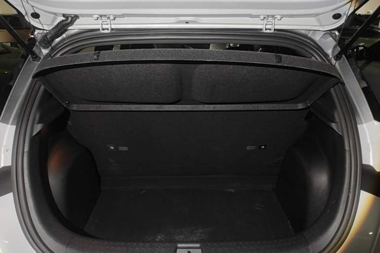 Used BYD Dolphin 2021 405 km Fashion Edition Trunk