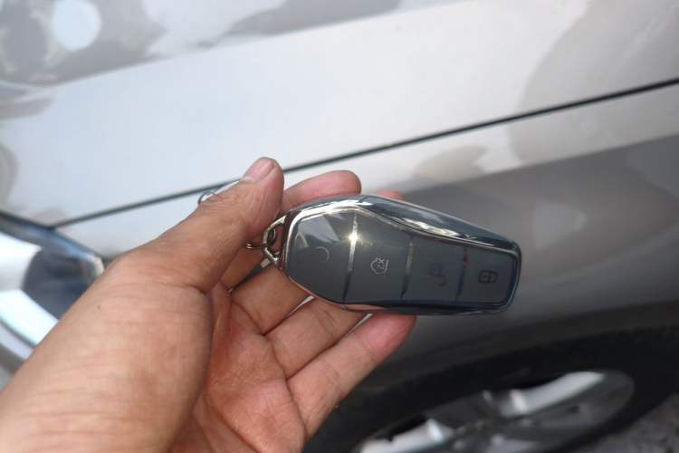 Used BYD Dolphin 2021 405 km Free Version Vehicle Key