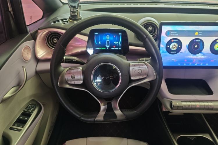 Used BYD Dolphin 2021 405 km Fashion Edition Steering Wheel