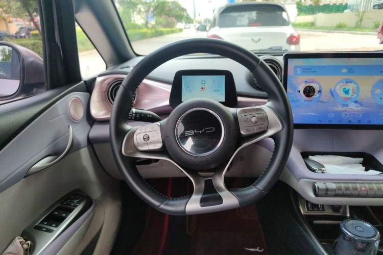 Used BYD Dolphin 2021 405 km Fashion Edition Steering Wheel