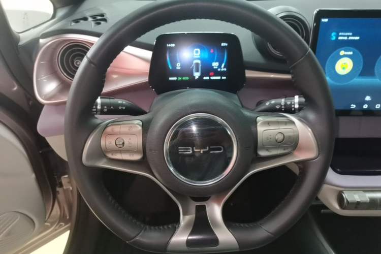 Used BYD Dolphin 2021 405 km Fashion Edition Steering Wheel