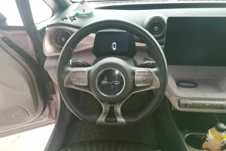 Used BYD Dolphin 2021 405 km Fashion Edition Steering Wheel