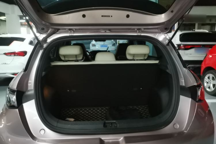 Used BYD Dolphin 2021 405 km Fashion Edition Trunk