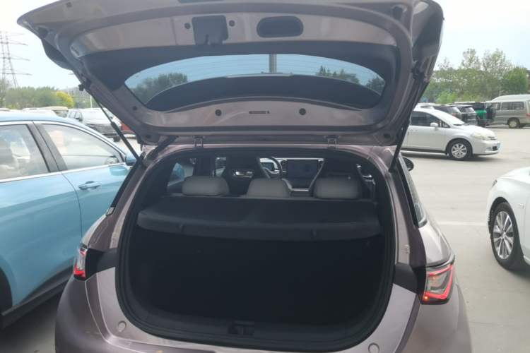 Used BYD Dolphin 2021 405 km Free Version Trunk
