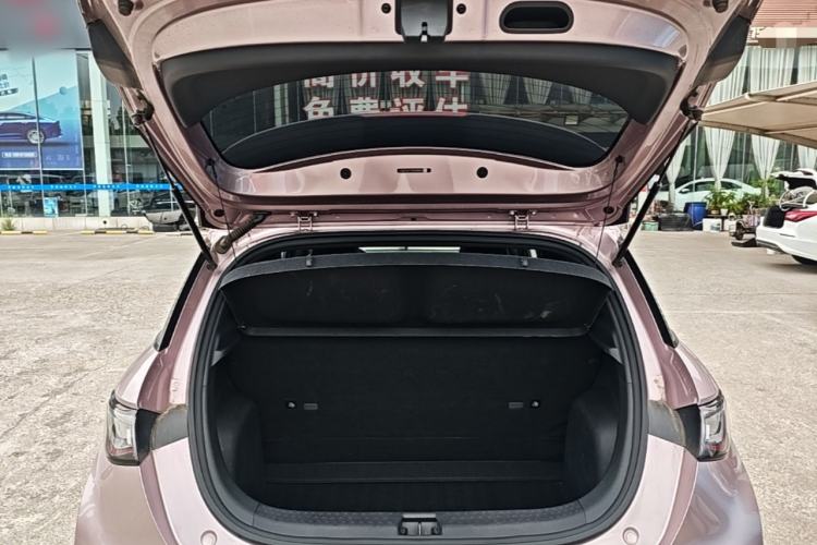 Used BYD Dolphin 2021 405 km Fashion Edition Trunk