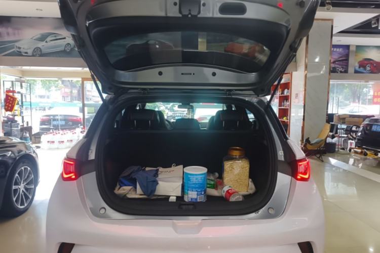 Used BYD Dolphin 2021 405 km Fashion Edition Trunk