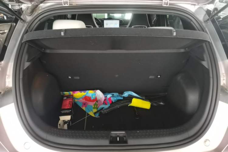 Used BYD Dolphin 2021 405 km Fashion Edition Trunk