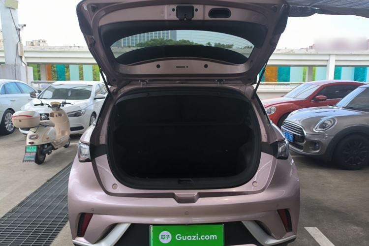 Used BYD Dolphin 2021 405 km Fashion Edition Trunk