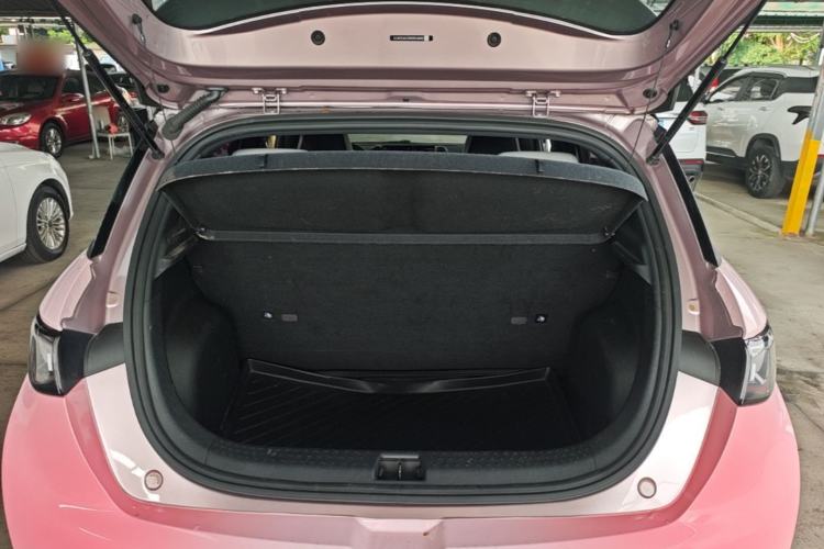 Used BYD Dolphin 2021 405 km Fashion Edition Trunk