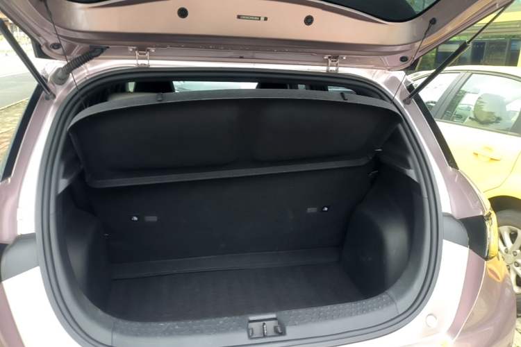 Used BYD Dolphin 2021 405 km Fashion Edition Trunk