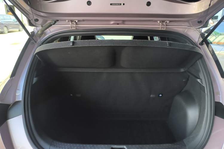 Used BYD Dolphin 2021 405 km Fashion Edition Trunk
