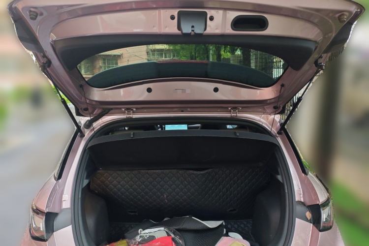 Used BYD Dolphin 2021 405 km Fashion Edition Trunk