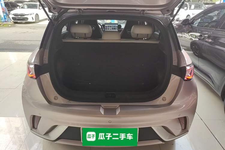 Used BYD Dolphin 2021 405 km Fashion Edition Trunk
