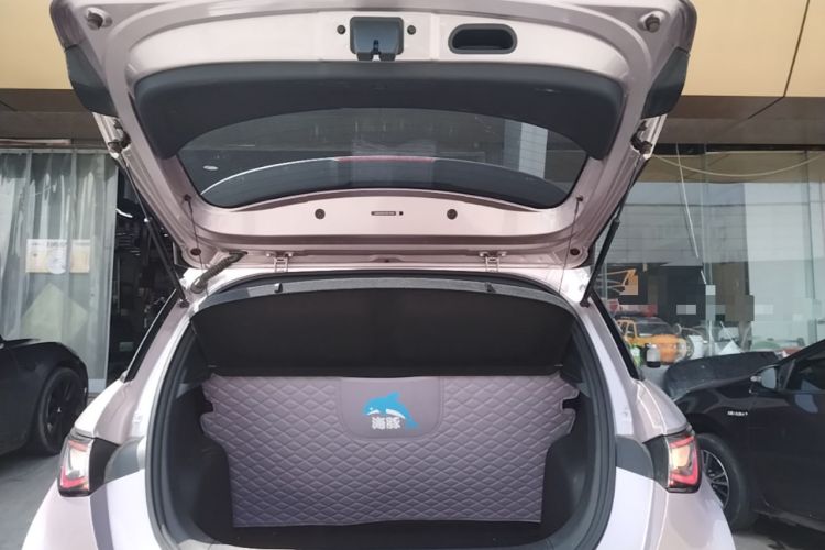 Used BYD Dolphin 2021 405 km Fashion Edition Trunk