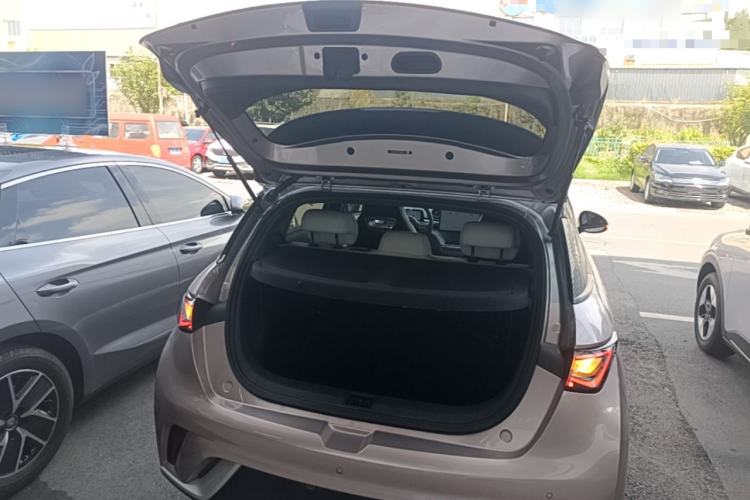 Used BYD Dolphin 2021 405 km Fashion Edition Trunk
