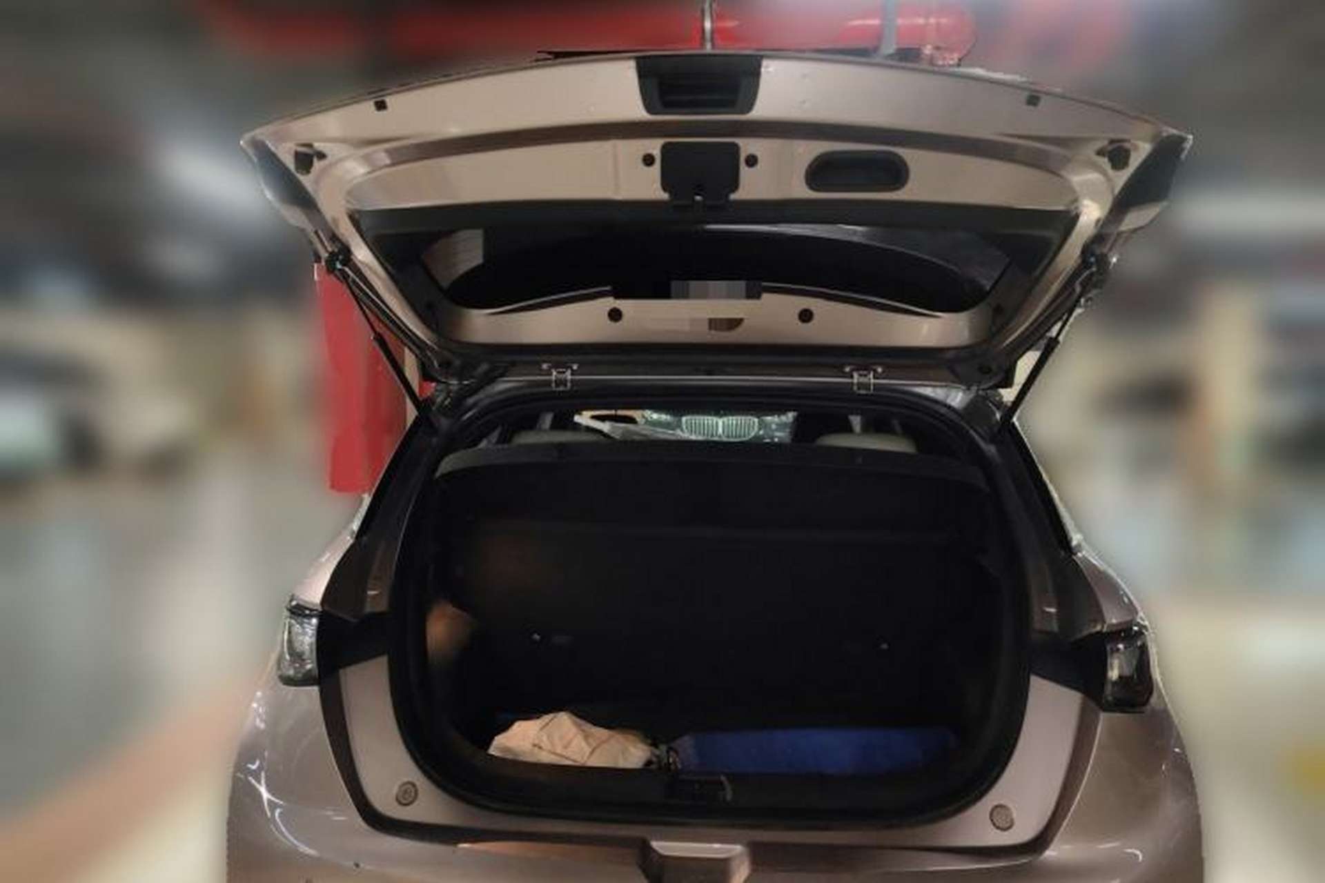 Used BYD Dolphin 2021 405 km Fashion Edition Trunk