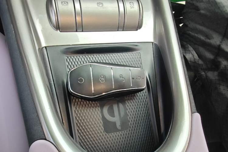 Used BYD Dolphin 2021 405 km Fashion Edition Vehicle Key