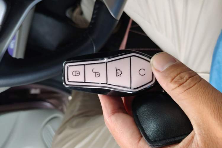 Used BYD Dolphin 2021 405 km Fashion Edition Vehicle Key