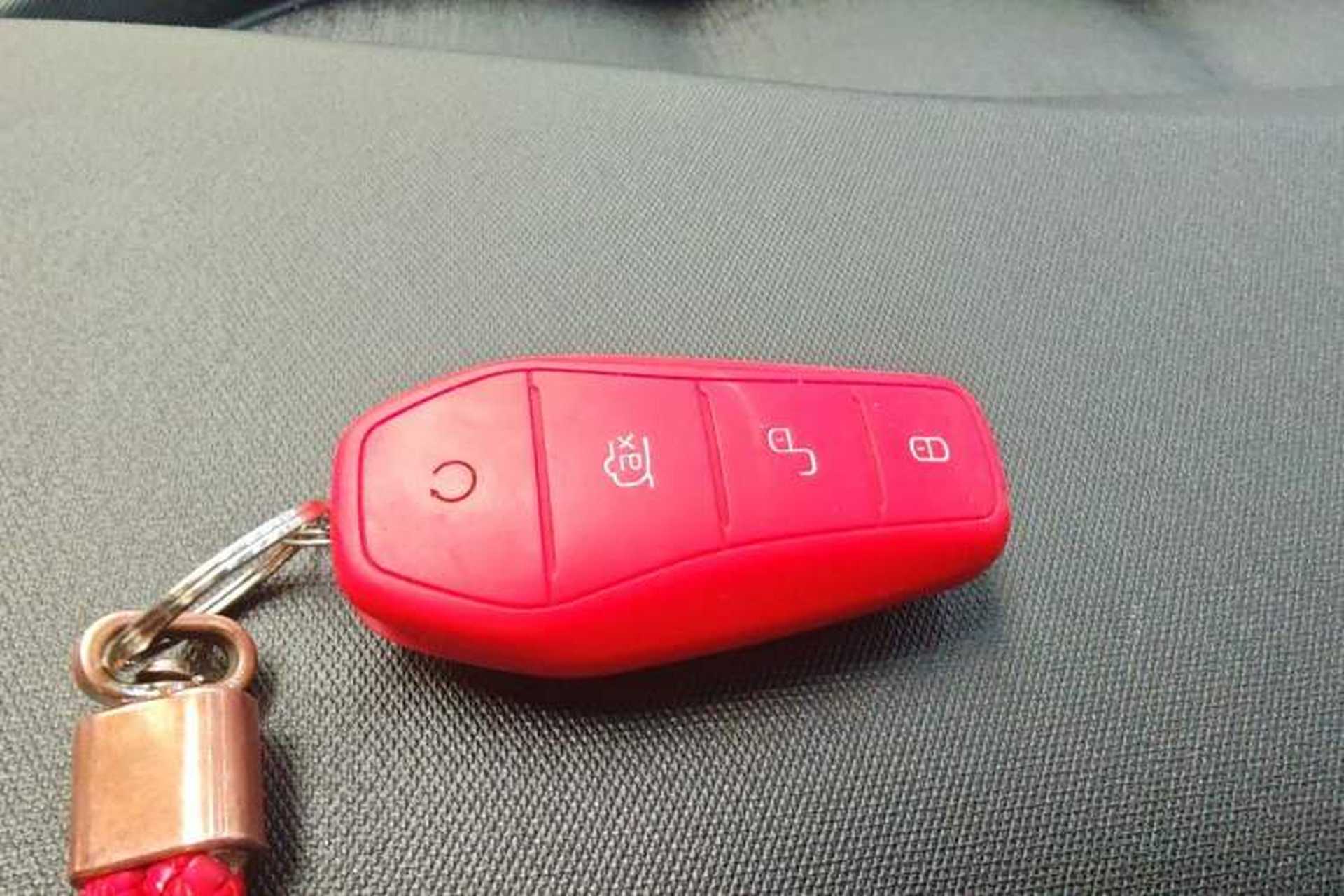 Used BYD Dolphin 2021 405 km Fashion Edition Vehicle Key