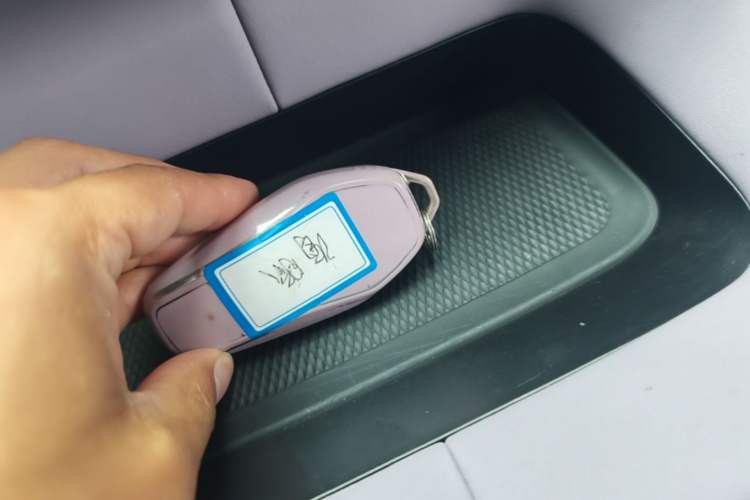 Used BYD Dolphin 2021 405 km Fashion Edition Vehicle Key