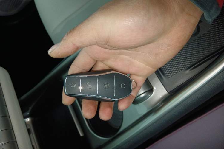 Used BYD Dolphin 2021 405 km Fashion Edition Vehicle Key