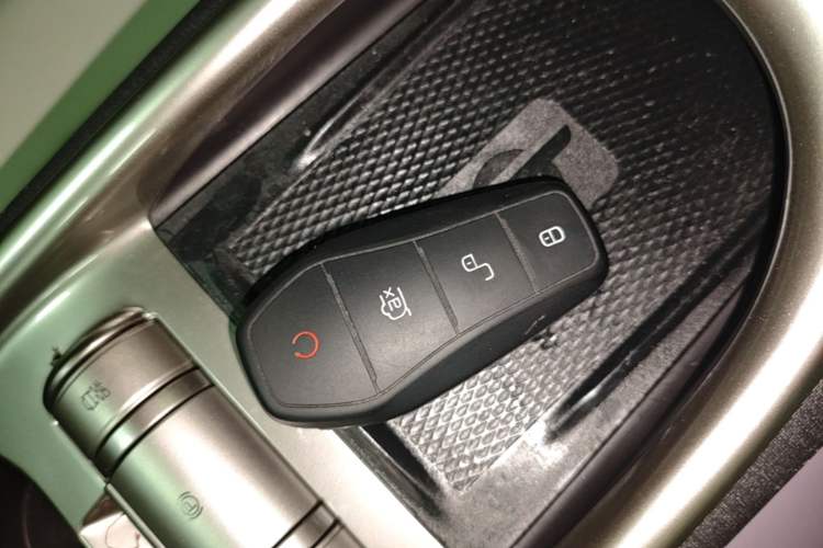 Used BYD Dolphin 2021 405 km Fashion Edition Vehicle Key