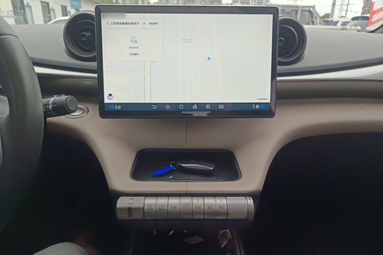 Used BYD Dolphin 2021 405 km Fashion Edition Audio And AC Panel