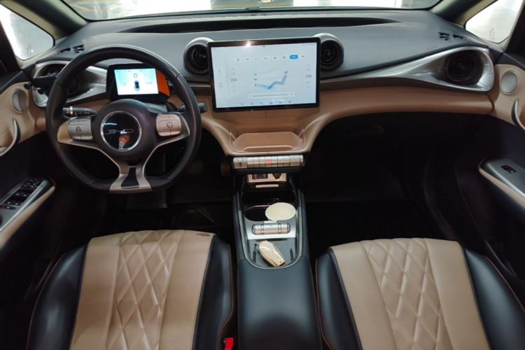 Used BYD Dolphin 2021 405 km Fashion Edition Center Console