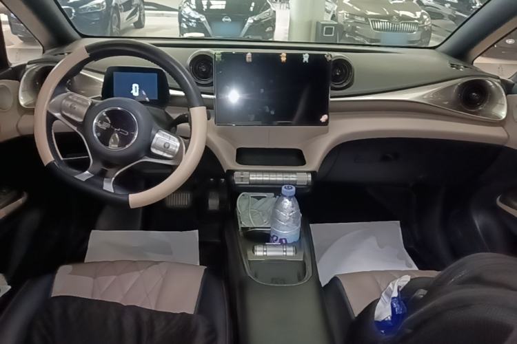 Used BYD Dolphin 2021 405 km Fashion Edition Center Console
