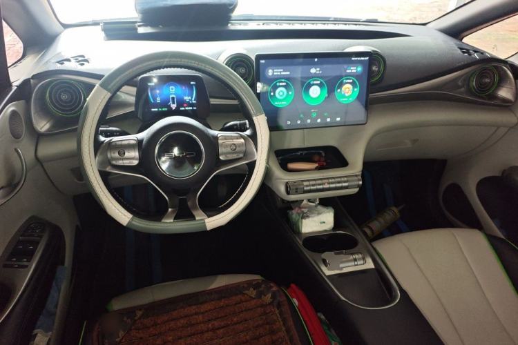 Used BYD Dolphin 2021 405 km Free Version Center Console