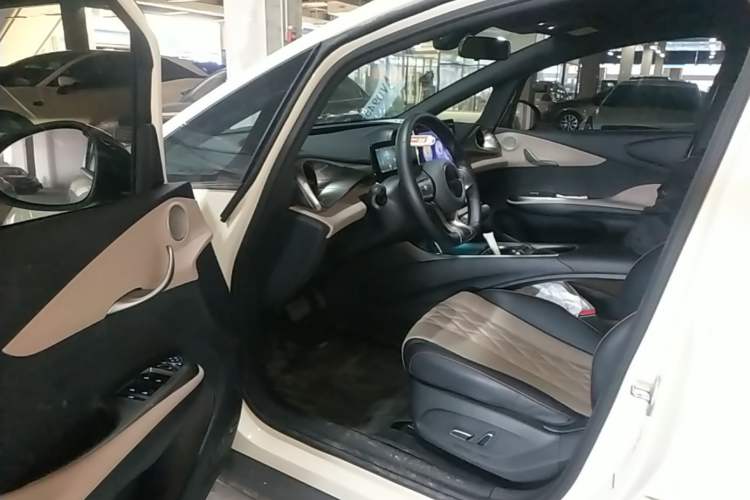 Used BYD Dolphin 2021 405 km Fashion Edition Driver Seat