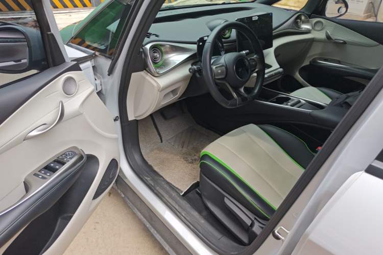 Used BYD Dolphin 2021 405 km Fashion Edition Driver Seat