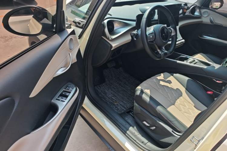 Used BYD Dolphin 2021 405 km Fashion Edition Driver Seat